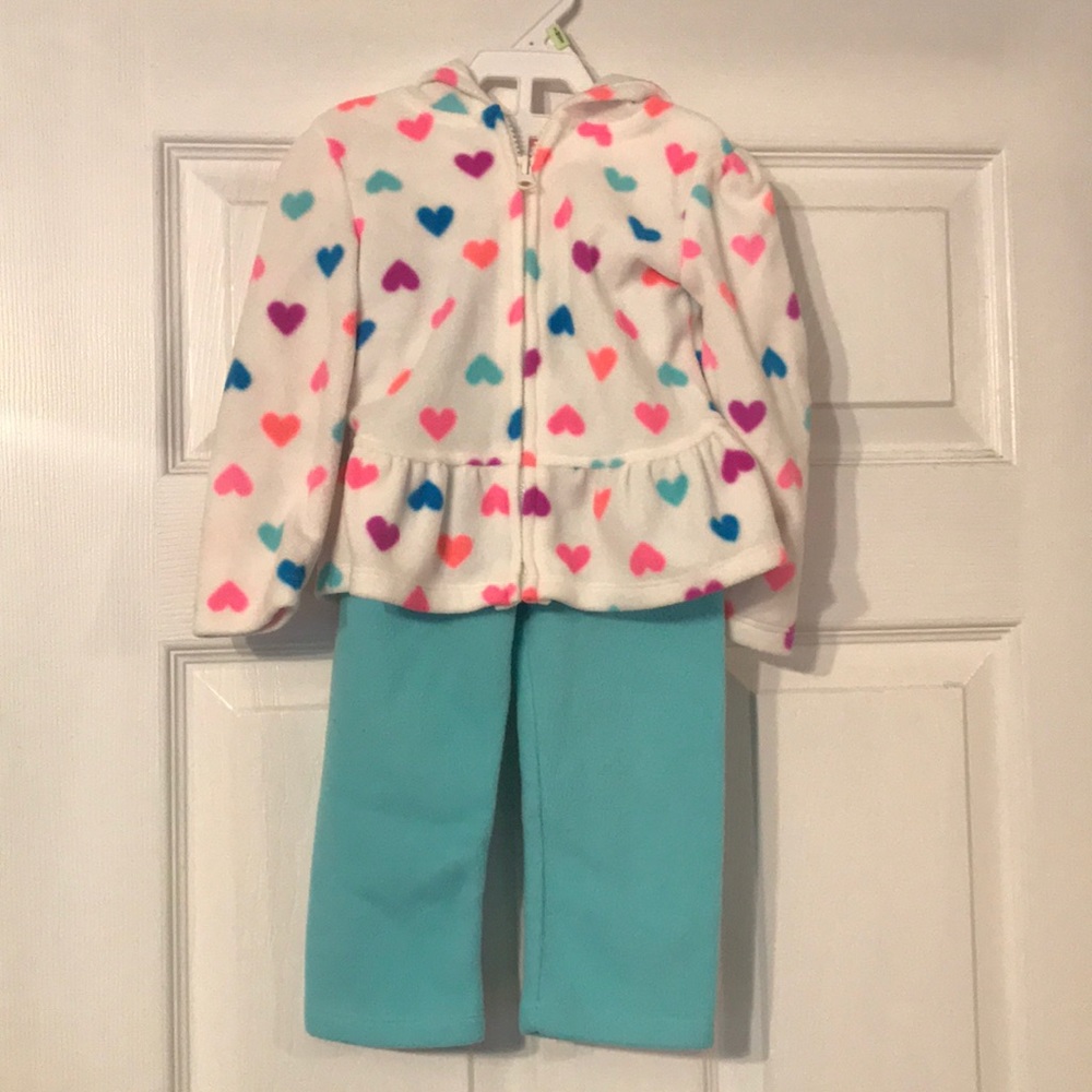 Children’s Place fleece outfit - 2T